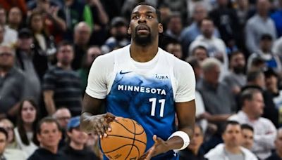 Jugador de los Timberwolves Naz Reid gana el premio Sexto Hombre del Año de la NBA