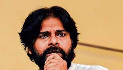 Andhra Pradesh deputy CM Pawan Kalyan renounces 11-day penance at Tirumala - The Tribune