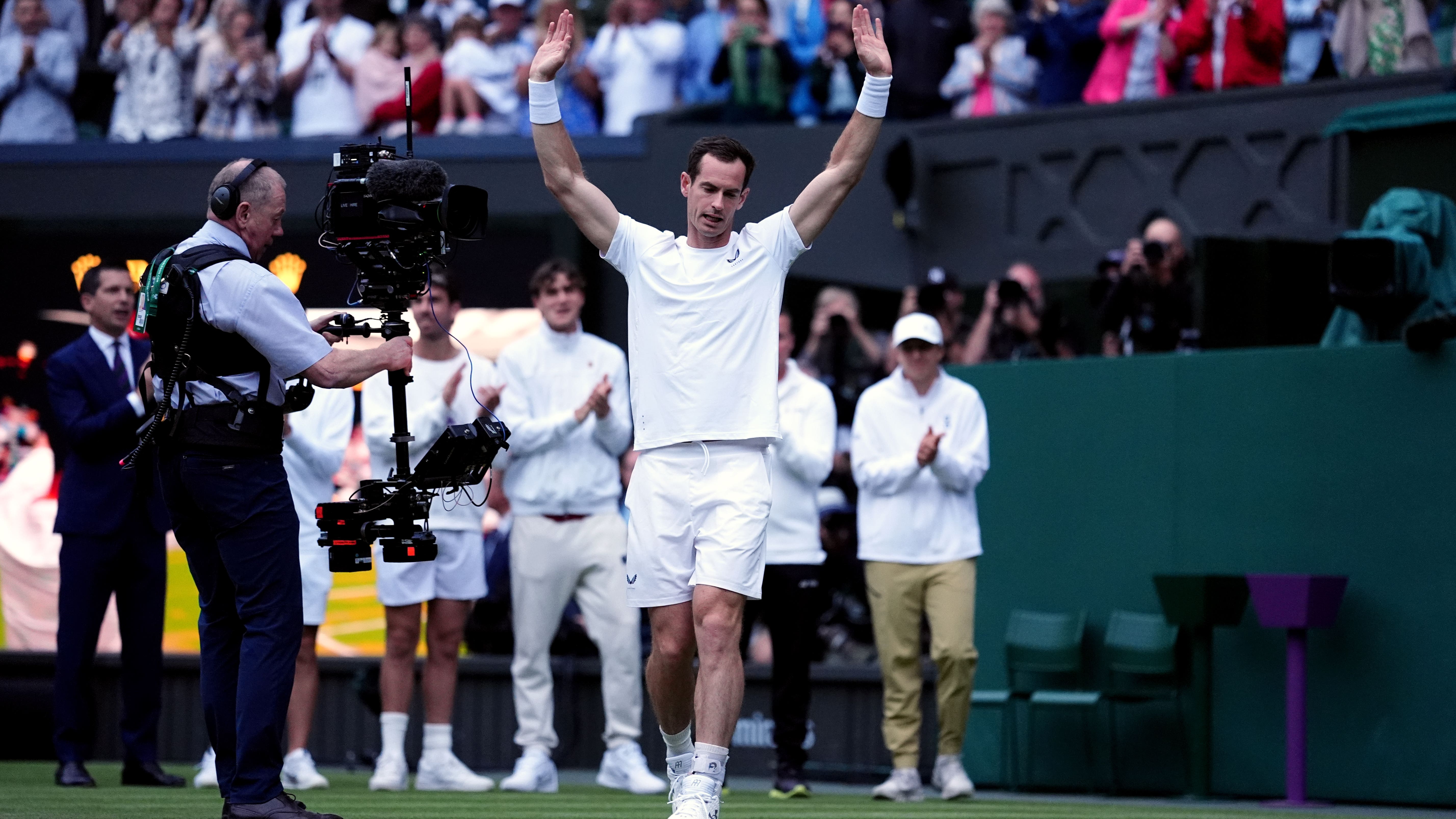 Andy Murray bids farewell but Emma Raducanu shows there’s life in British tennis