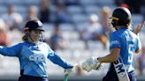 England ease to victory in opening ODI against New Zealand