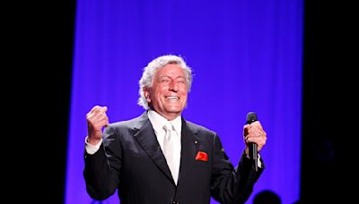 Lady Gaga, Amy Winehouse, Martin Luther King Jr.’s Letters to Tony Bennett Being Offered at Auction