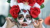 Asistente legal promueve Día de Muertos en las revividas Fiestas Patrias en Fresno