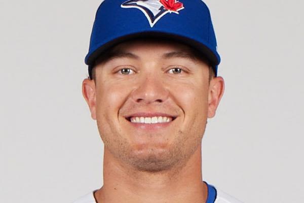 Yankees acquire OF Cam Eden from Jays for cash