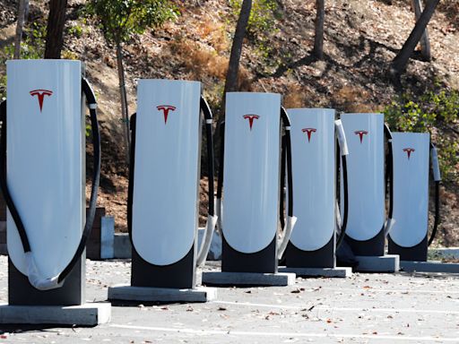 Tesla se beneficia de la IA, pero necesita estabilizar su negocio principal: Morgan Stanley Por Investing.com