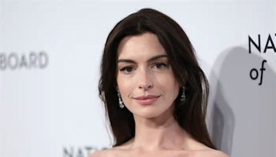 Anne Hathaway: “Ho avuto un aborto, ma ogni sera a teatro portavo in scena una donna incinta”