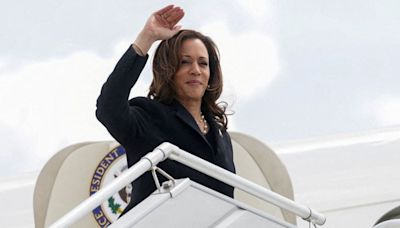 Kamala Harris Is Calling Her Finalists for VP Running Mate