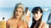 Tori Spelling llora la muerte de Shannen Doherty con la que se reconcilió tras años distanciadas: "Influyeron en nosotras"