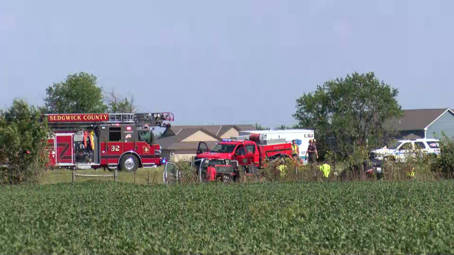 One killed after crash on I-135 north of Wichita