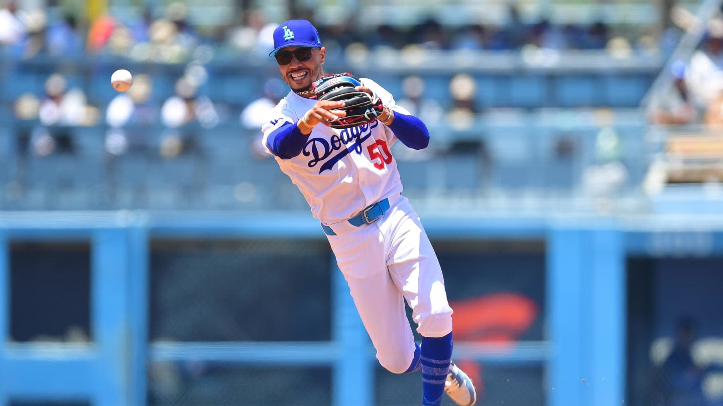 Dodgers pivoting away from Mookie Betts experiment once star returns from injury