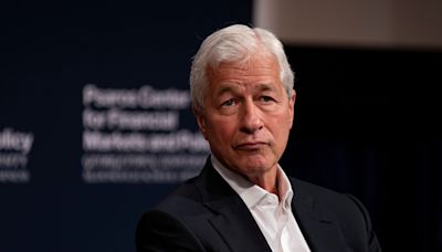 Jamie Dimon says business school grads taking a private equity job while already working at JPMorgan is ‘unethical’