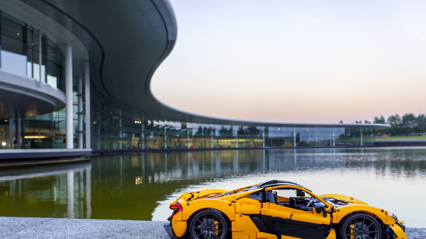 Lego's McLaren P1 Model Is Made Up of 3,893 Pieces