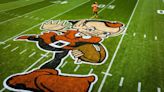 Brownie the Elf keeps his title as king of midfield at Cleveland Browns Stadium