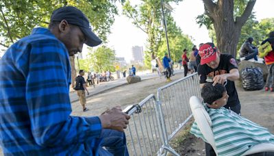 Grupos activistas de Nueva York denuncian gran redada contra inmigrantes en un refugio