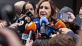 María José Catalá (PP), la alcaldesa de Valencia: “Si pongo la bandera del Orgullo también pongo la del Alzheimer, la del ELA, la del cáncer”