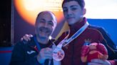 Rafa Lozano júnior llega a semifinales y se asegura el bronce europeo en 48 kilos