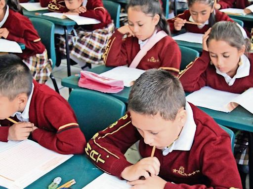 Un millón de estudiantes abandonan educación básica