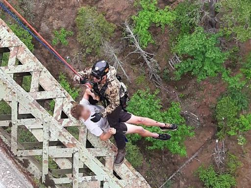 Teen Survives 400-Foot Fall Down Canyon At Washington State Bridge, Defying Odds