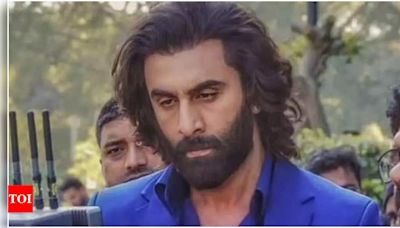 Check out Ranbir Kapoor's BTS fearless avatar from the 'Animal' set | Hindi Movie News - Times of India