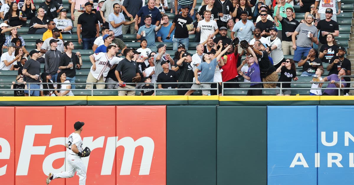 Back-to-back-to-back homers spark Mariners’ 10-0 romp of White Sox