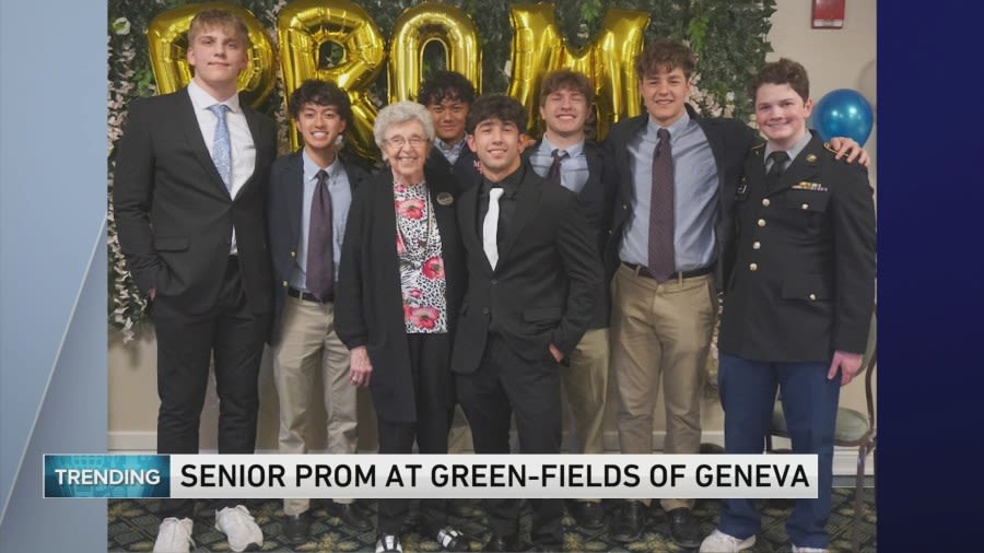 Senior Prom: High school students host dance at suburban senior living community