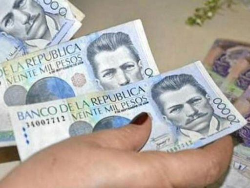 ¿Cuánto se ganaba un colombiano en el año 2000? El auxilio de transporte era de $ 26.000