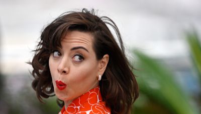 Aubrey Plaza faces Howard Stern's questions for the first time. This is what we learned