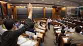 Harvard Business School MBA Class Profile: Apps Down 15%, But HBS Again Enrolls Largest-Ever Class