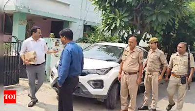 Vigilance Establishment carries out searches at UP Jal Nigam officers' residences in connection with disproportionate assets - Times of India