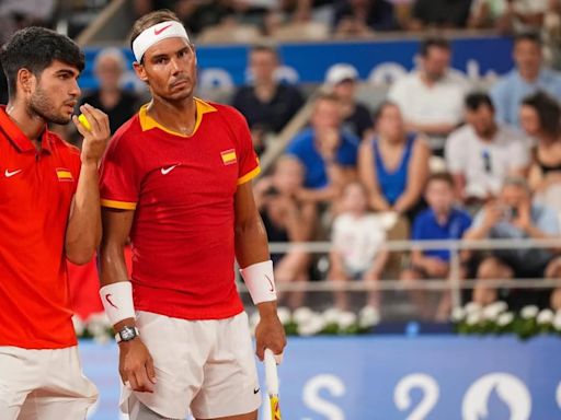 Alcaraz avanza solo en el adiós del dobles con Nadal