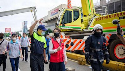 高虹安至醫院慰問殉職勇消家屬 偕同消防、警察局長至火災現場關切 | 蕃新聞