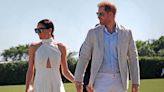 Meghan Markle, reina del lujo silencioso con un sofisticado vestido blanco inspirado en Marilyn Monroe