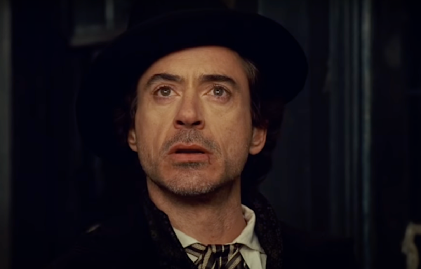 That Time Robert Downey Jr. Chose ‘A Porn-Looking Mustache’ For Sherlock Holmes, And His Wife Had To Be The Bearer...