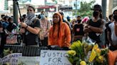 Gobernador de Texas indulta a condenado por matar a manifestante antiracista