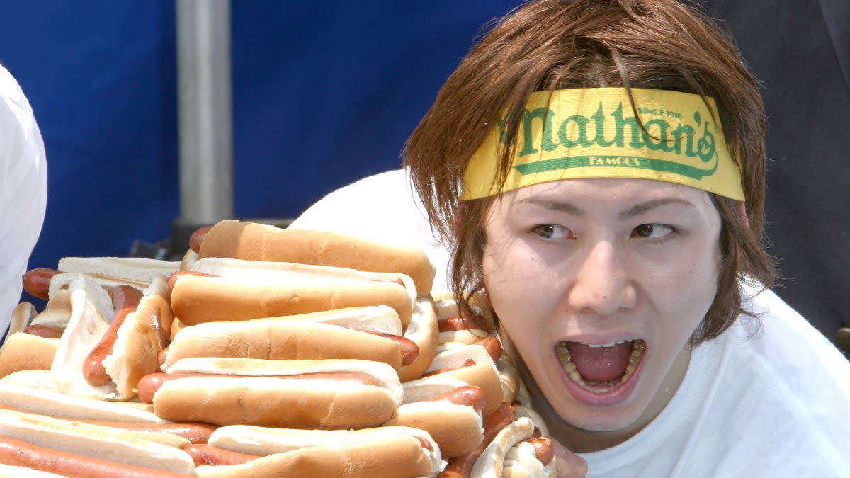 Competitive eater and six-time Nathan's champion Takeru Kobayashi announces retirement