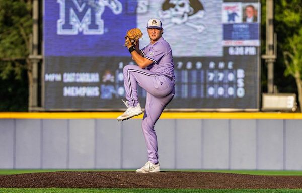 Run-rule wins for Texas A&M, ECU and Duke highlight new college baseball Power 10 rankings