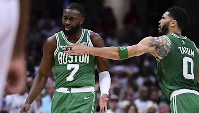 El 'azulgrana' Jaylen Brown da la sorpresa y le birla el MVP de las Finales a Tatum