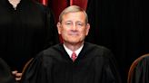 Roberts rejects Democrats' call to discuss Alito's refusal to recuse over flags flap