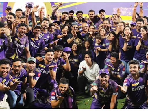 Shah Rukh Khan shares a heartfelt note for his KRK team after big win at IPL: 'These blessed candles of the night... my stars' - See photo - Times of India