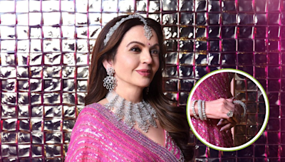 Isha Ambani Lends Mum Nita Ambani Her Giant Heart-Shaped Diamond Ring For Glamorous Sangeet Look