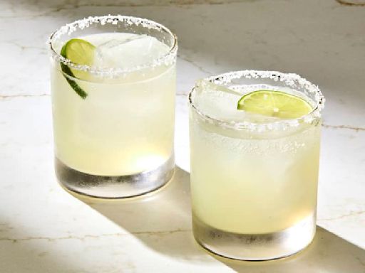 This 4-Ingredient Cocktail Will Ruin Classic Margaritas for You