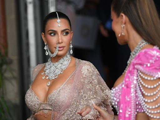 Mariage fastueux de l'homme le plus riche de son pays : Kim Kardashian présente, photos des festivités sous le signe de l'opulence