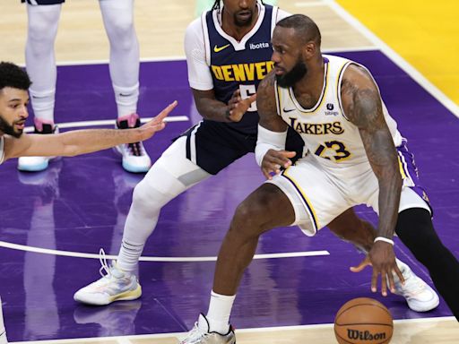 Los Lakers viven para morir otro día