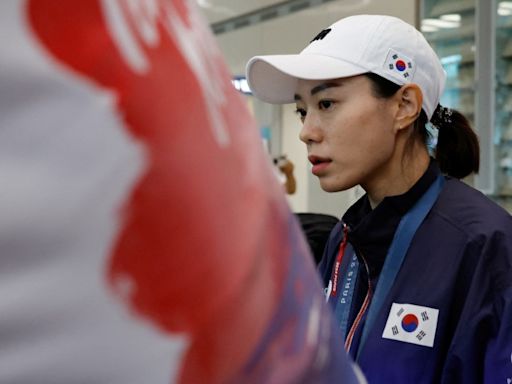 Olympics-South Korea pistol shooter Kim Ye-ji collapses at press conference