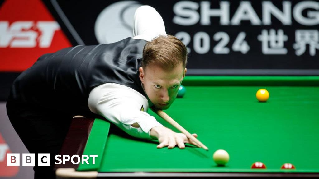 Shanghai Masters: Judd Trump leads Ronnie O'Sullivan 8-1 in semi-final