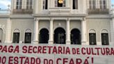 Artistas cearenses reclamam de atraso em repasse da Lei Paulo Gustavo