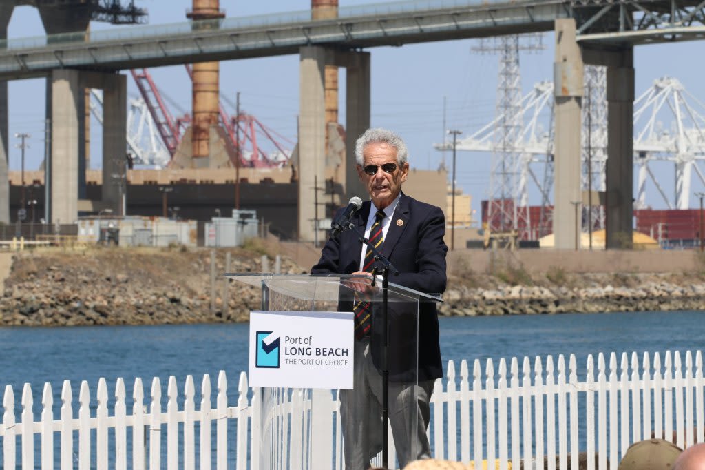 Long Beach OKs naming port education center after ex-Rep. Alan Lowenthal