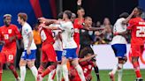 La “patada de potrero” de Carrasquilla a Pulisic que provocó un escandaloso final en Panamá-Estados Unidos por la Copa América