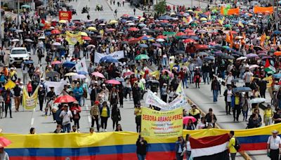 Maestros de Colombia comienzan la 'gran toma de Bogotá' para protestar contra la reforma de Educación