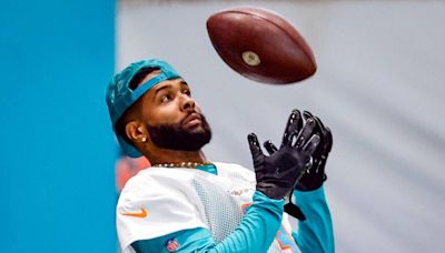 Dolphins’ Odell Beckham flashes athleticism, but sits out both days of minicamp