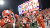 Clemson football's offense starts well, finishes less so in blowout win over FAU